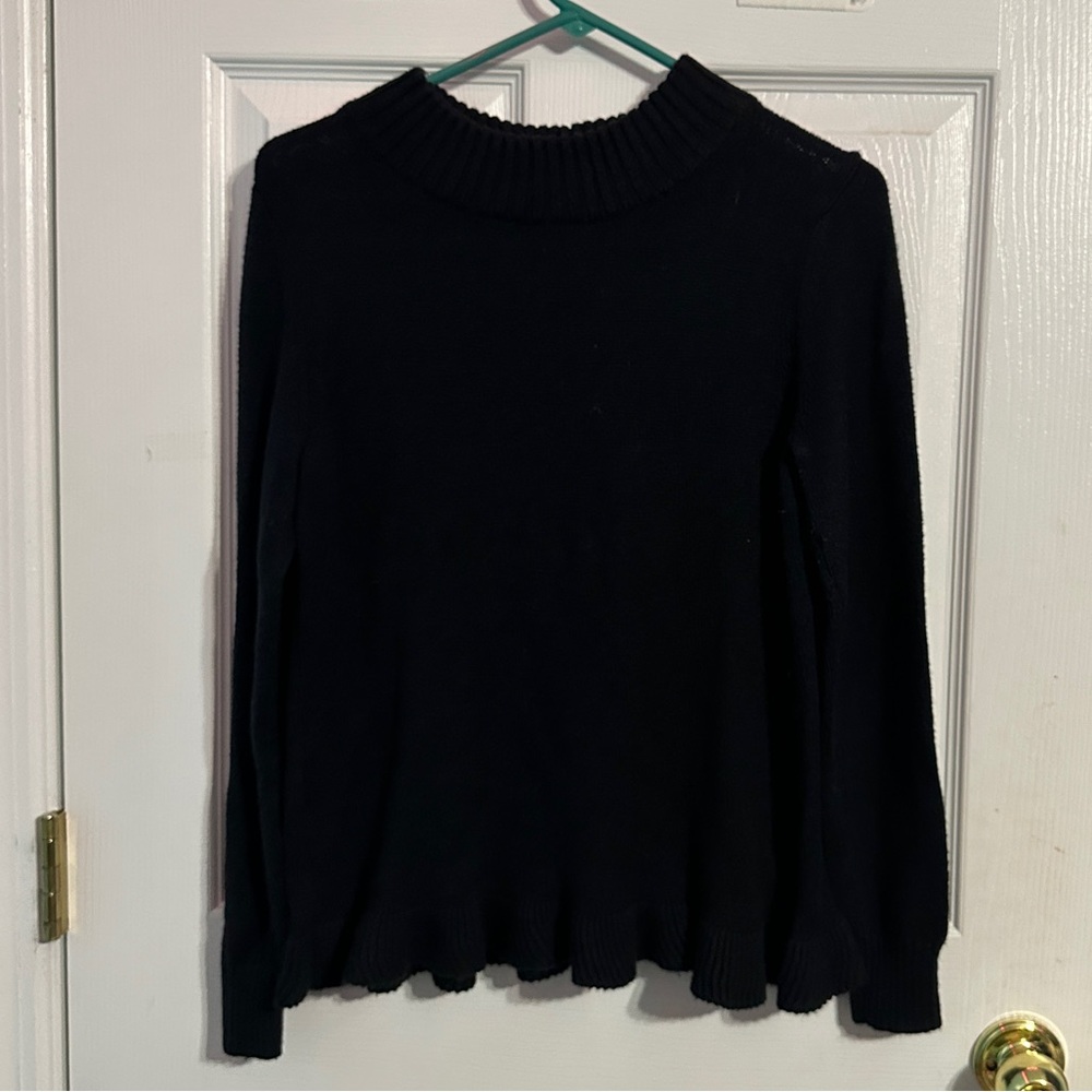 Black old navy sweater like new smoke free home